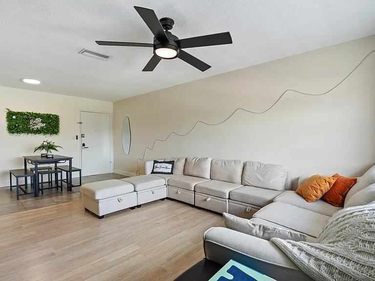 299 SW 7th St #2060 — Photo 4