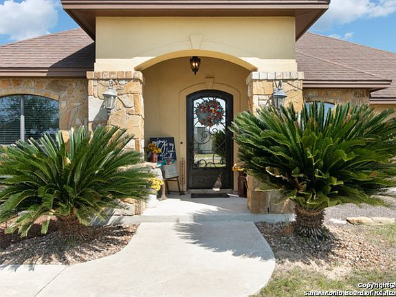 3rd image of 197 Abrego Lake Dr