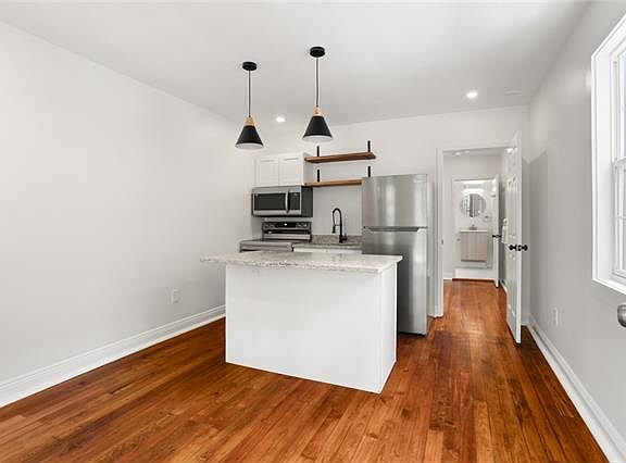 3rd image of 7318 Hickory St #7318