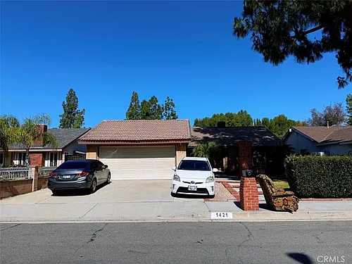 1421 Meadow Glen Rd Photo 1