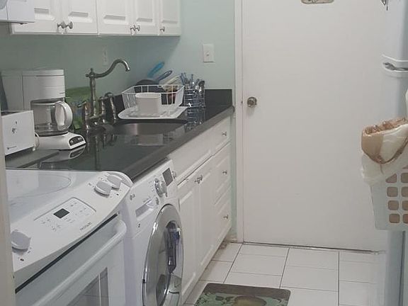 3rd image of 4747 Collins Ave APT 106