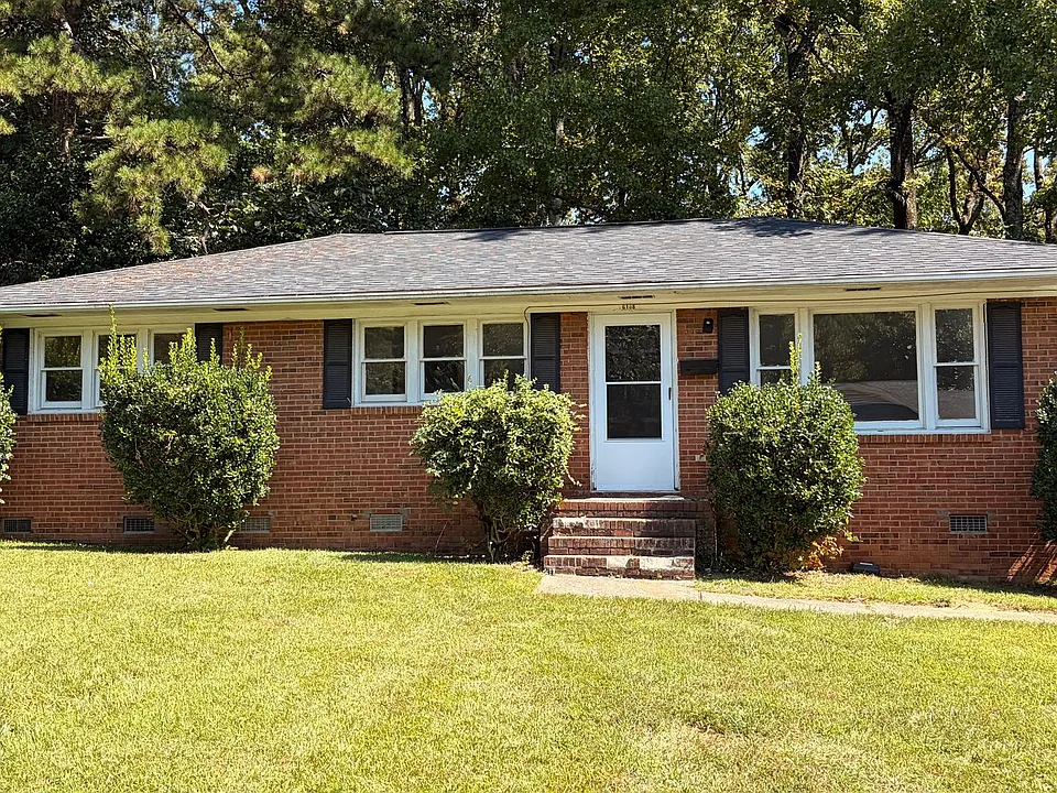 6108 Castle Ct