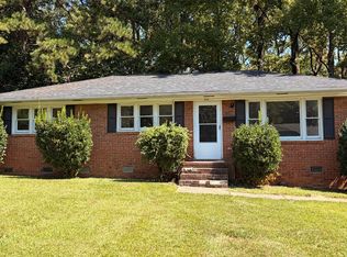 6108 Castle Ct, Charlotte, NC 28213