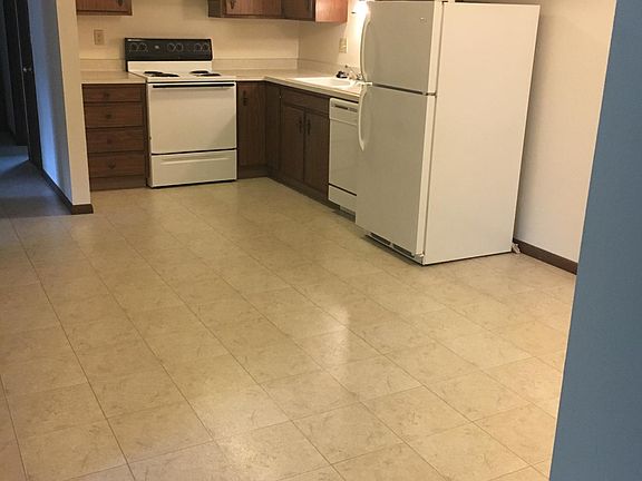 3rd image of 4116 County Road A APT 601