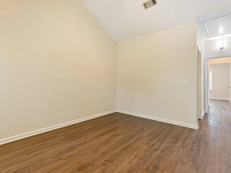 1311 Cashmere Dr — Photo 33