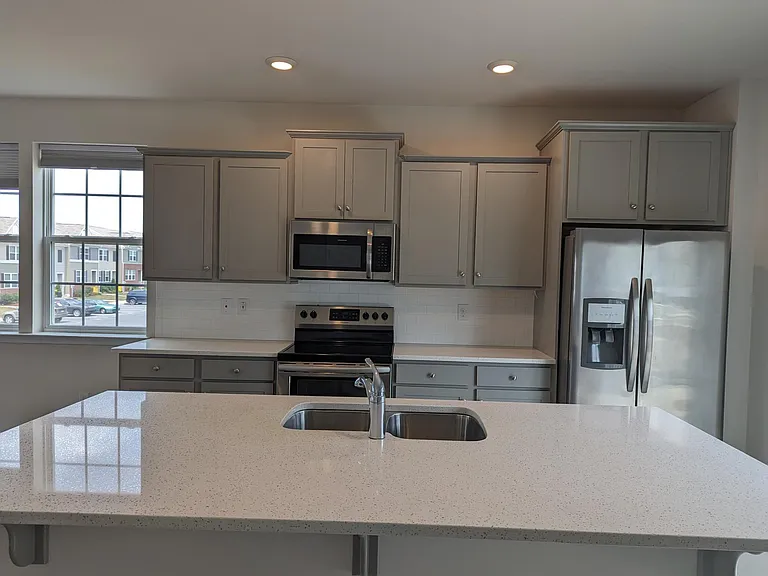 170 Vespucci Ln — Photo 1