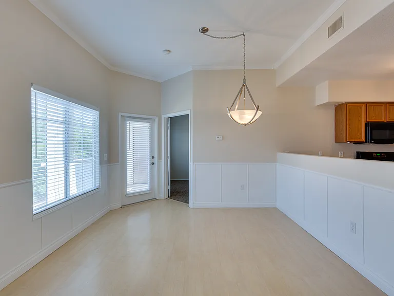 9303 Gilcrease Ave #2189-61 — Photo 14