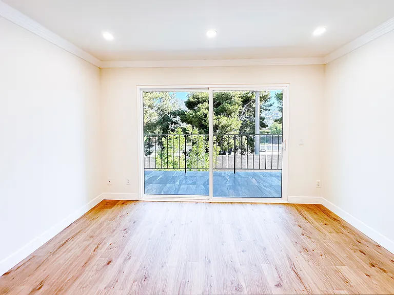 500 Jackson Pl #306 — Photo 9