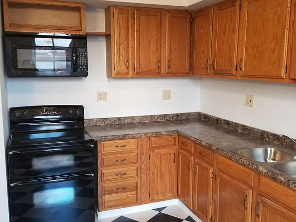 2nd image of 102 W Herrick Ave APT 7
