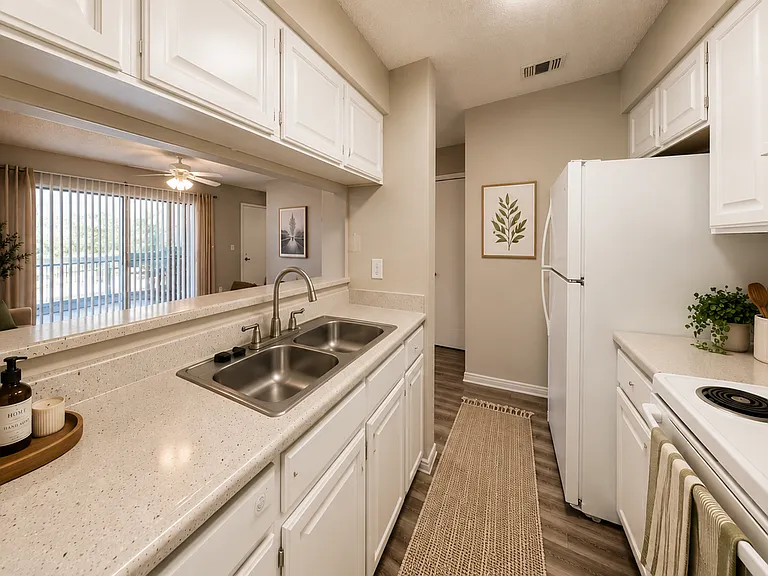 The Landing Apartments — Photo 31