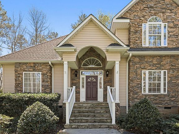 3rd image of 191 Pheasant Way