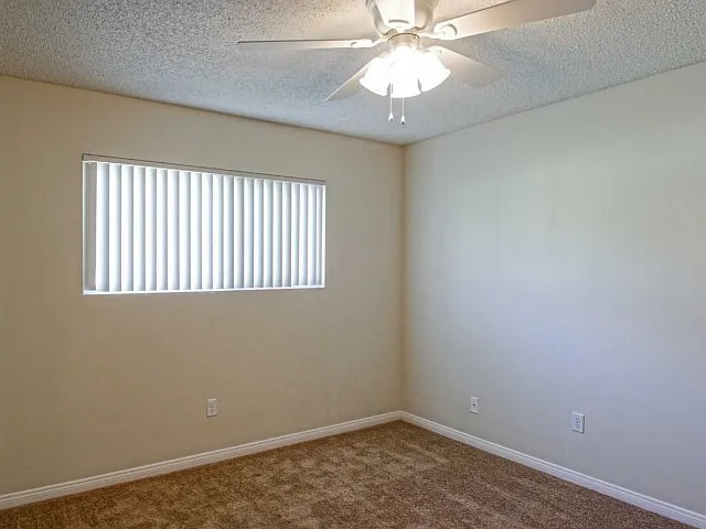 Plan B: Bedroom Back Plan B: Bedroom Back