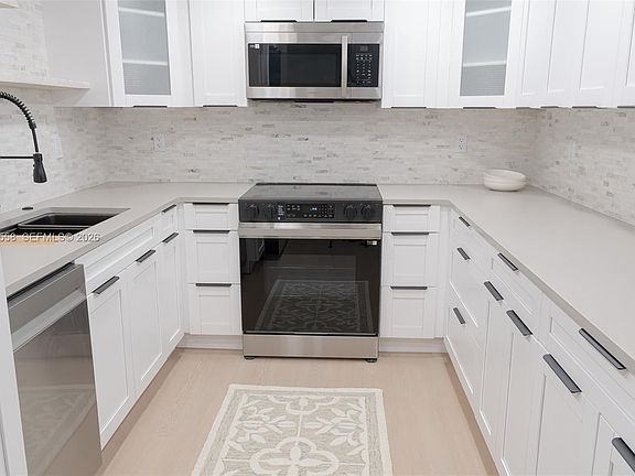 3rd image of 3051 N Course Dr APT 107