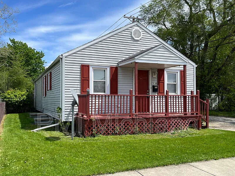 Building Photo - 606 Meridian St