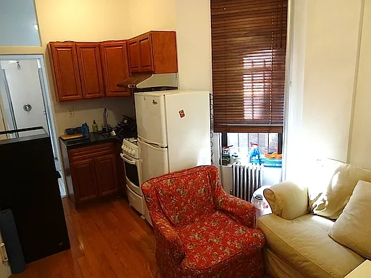 Rented by Authentic Realty | media 14