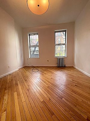 1st image of 220 E 27th St APT 8