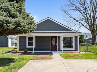 29550 Ruthdale St, Roseville, MI 48066