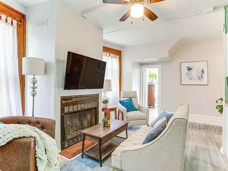 1109 N Emerson St #3 — Photo 17
