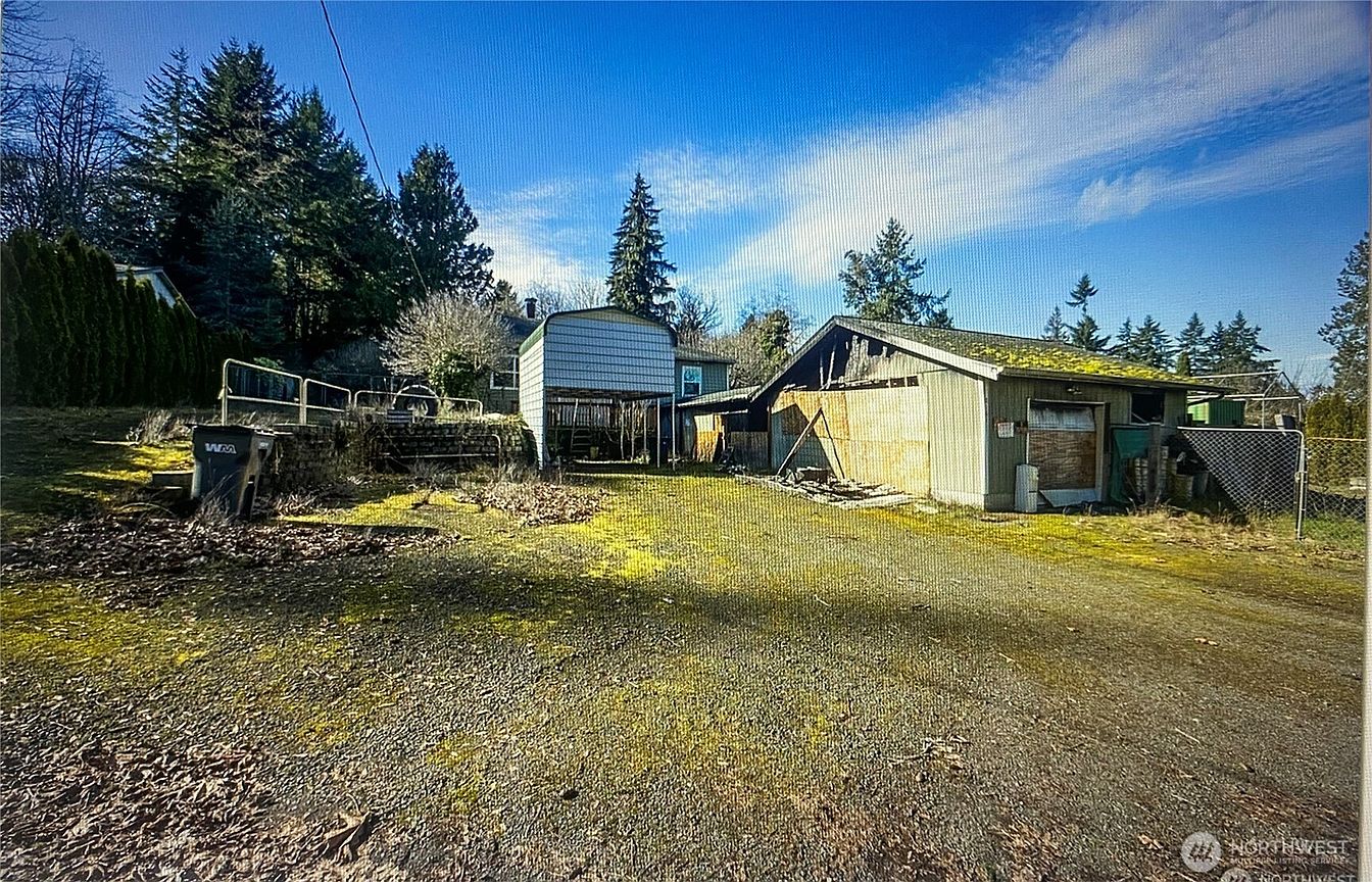 1st image of 8161 Sandy Road NE