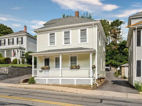 39 Cherry St, Plymouth, MA 02360