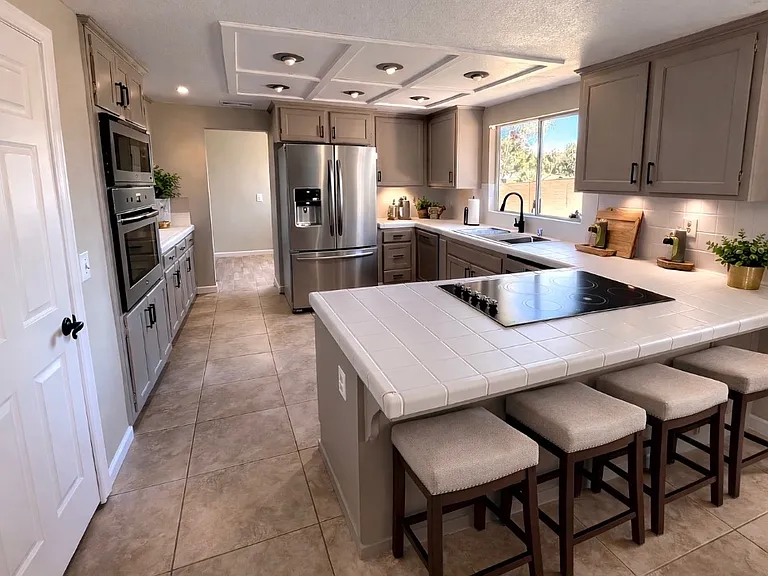 21910 Hansen Ave — Photo 12