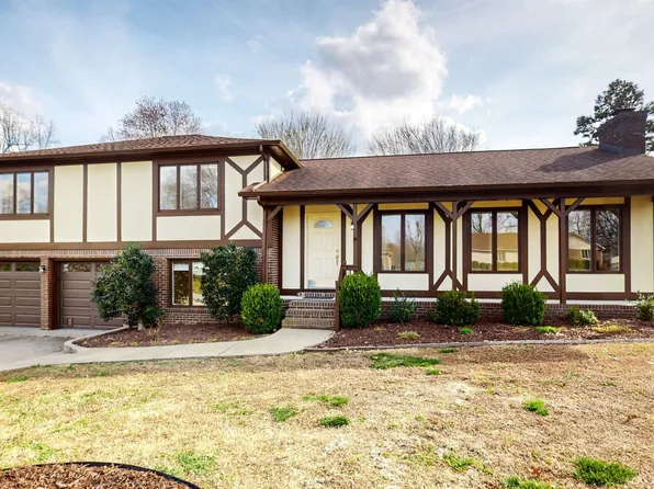 221 Wellsley Way, Paducah, KY 42003