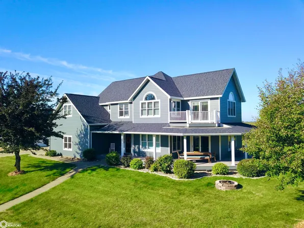 1801 E 142nd St S, Grinnell, IA 50112