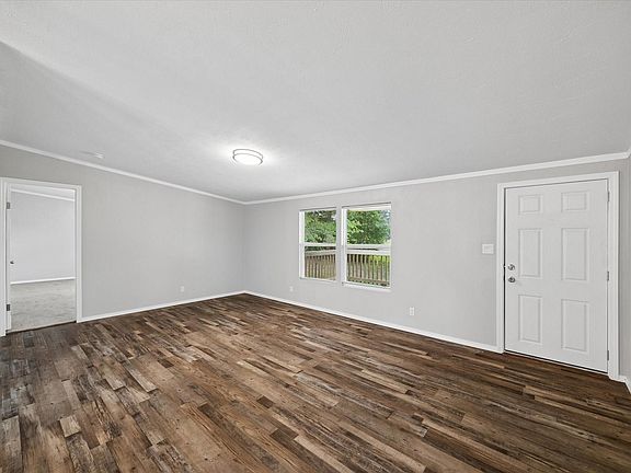 4th image of 30 Timm Ln