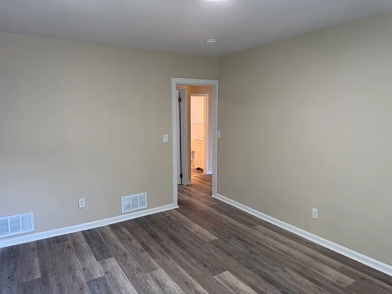 72 Benson St #4 — Photo 7