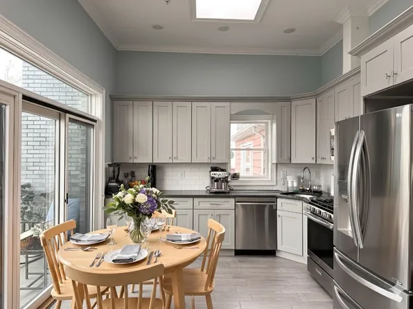 37 Spruce Street image 1 of 27