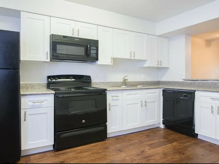 5312 Clarewood Dr — Photo 5