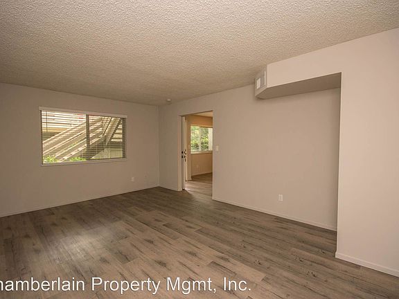 3rd image of 1921 West Dr APT B