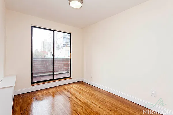 Rented by Mirador Real Estate | media 2