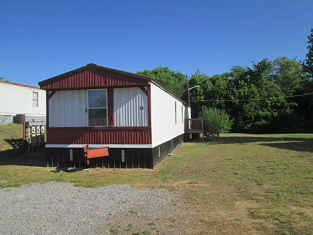 25 Old Halifax Rd — Photo 10