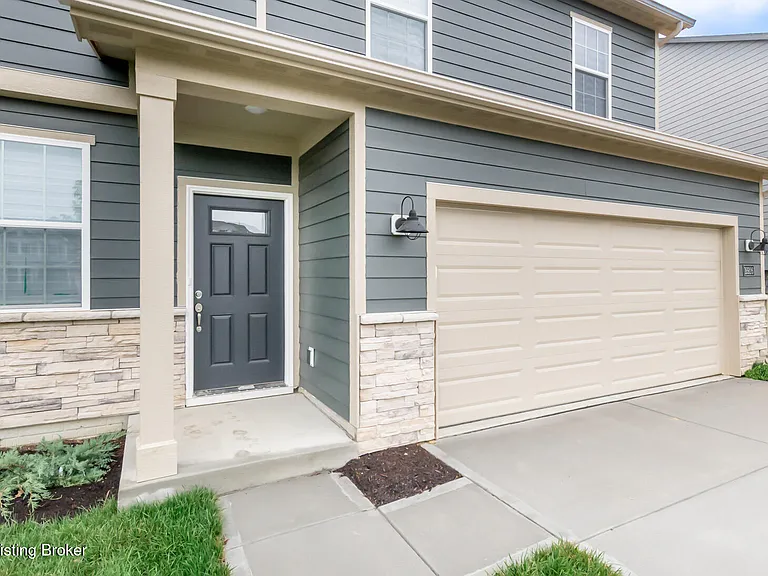 16926 Aiken Ridge Cir — Photo 3