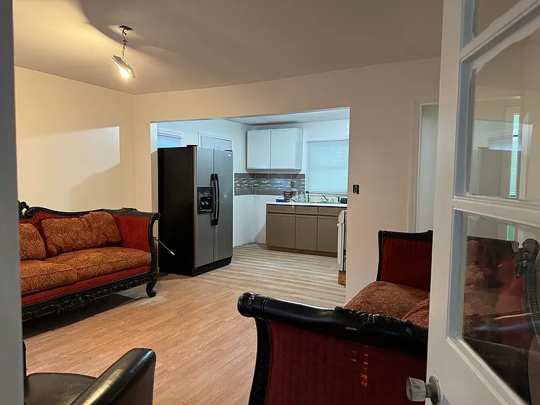 45 Sylvan Trl — Photo 3