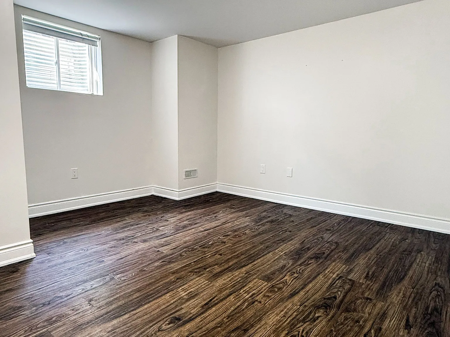 2 bed, $1,950 — Photo 4