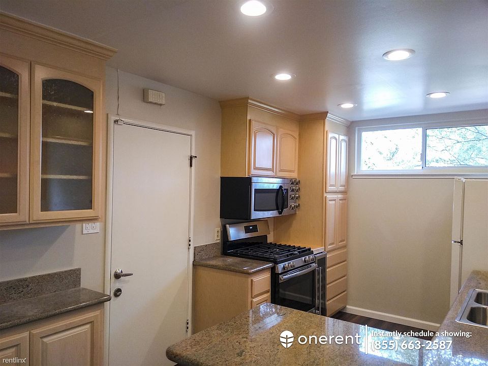 1st image of 4590 Westmont Ave