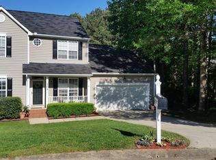205 Leafgate Ct, Holly Springs, NC 27540