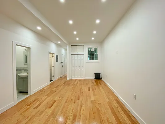 Rented by Daniel Gale Sotheby's International Realty | media 3