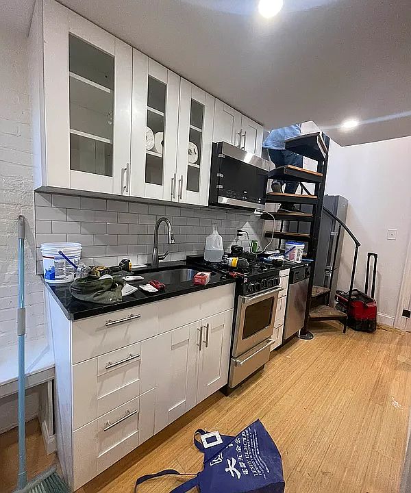 1st image of 163 Stanton St APT 16
