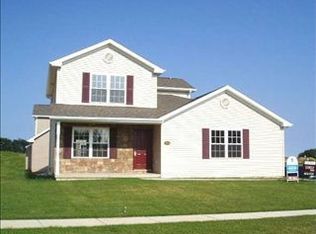 2816 Breezewood, Bloomington, IL 61704