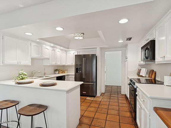 5th image of 3800 E LINCOLN Drive #7