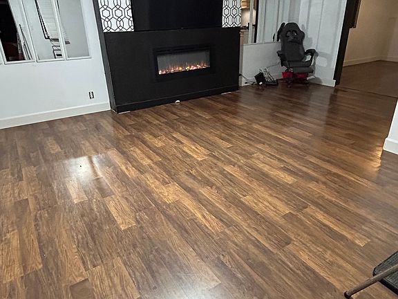 2nd image of 7107 San Francisco St