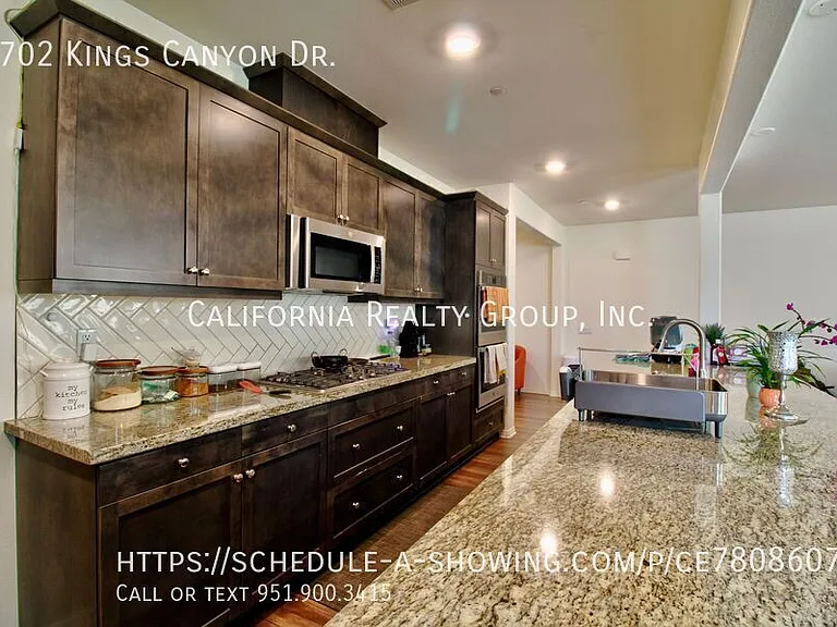 2702 Kings Canyon Dr — Photo 14
