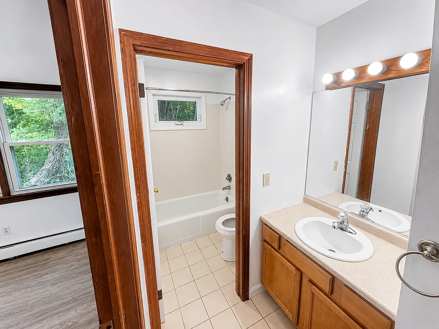 Harbortree Apartments — Photo 3