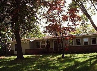 1301 Shaw Ave, Springdale, AR 72764