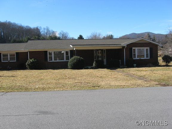 2nd image of 150 Auburn Park Dr