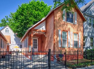 2294 W 10th St, Cleveland, OH 44113