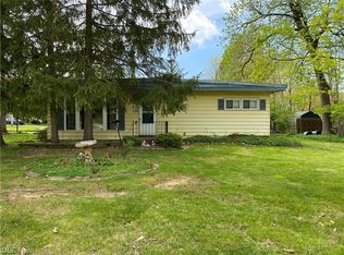 2534 Rockefeller Rd, Wickliffe, OH 44092